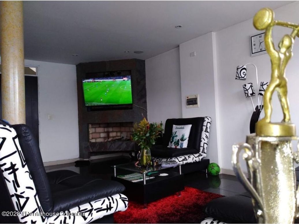 Casa de 10 alcobas en venta en Bonanza, Bogotá, 480 m² · foto 14 de 20