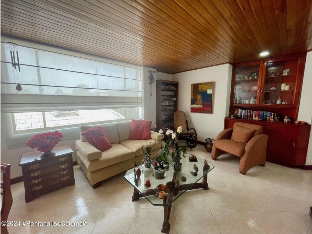 Apartamento de 3 alcobas en venta en Villa Magdala, Bogotá, 83 m² · foto 8 de 20
