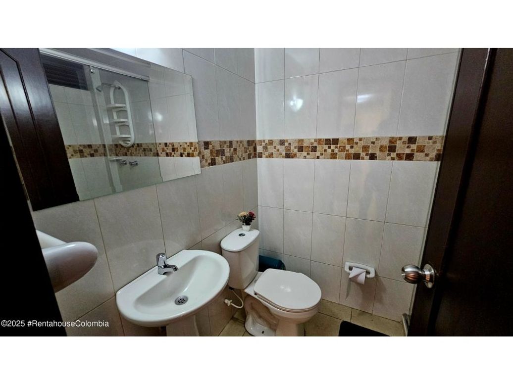 Apartamento de 3 alcobas en venta en Marly, Bogotá, 107 m² · foto 12 de 17