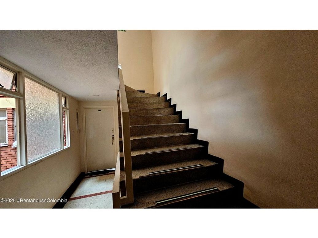 Apartamento de 3 alcobas en venta en Marly, Bogotá, 107 m² · foto 4 de 17