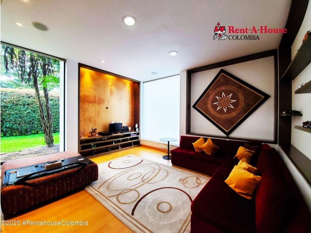 Casa de 4 alcobas en venta en Guaymaral, Bogotá, 680 m² · foto 3 de 20
