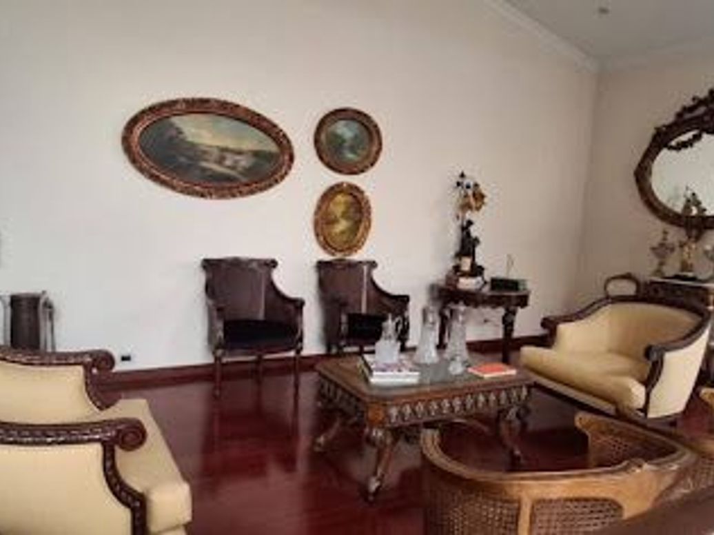 Casa de 6 alcobas en venta en Santa Barbara Occidental, Bogotá, 680 m² · foto 17 de 20