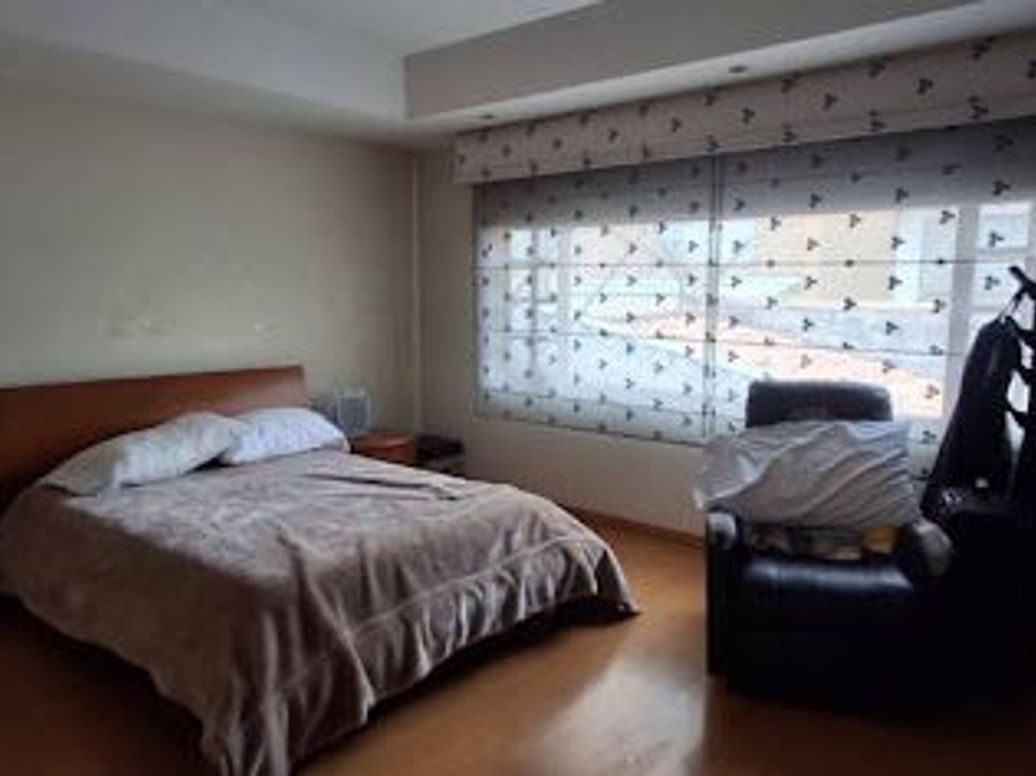 Casa de 6 alcobas en venta en Santa Barbara Occidental, Bogotá, 680 m² · foto 13 de 20