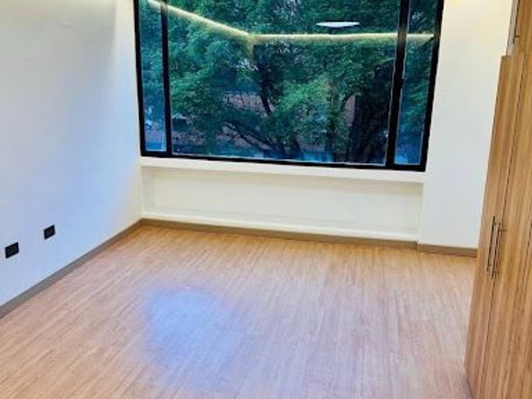 Apartamento de 1 alcoba en venta en Chicó Norte, Bogotá, 46 m² · foto 2 de 12