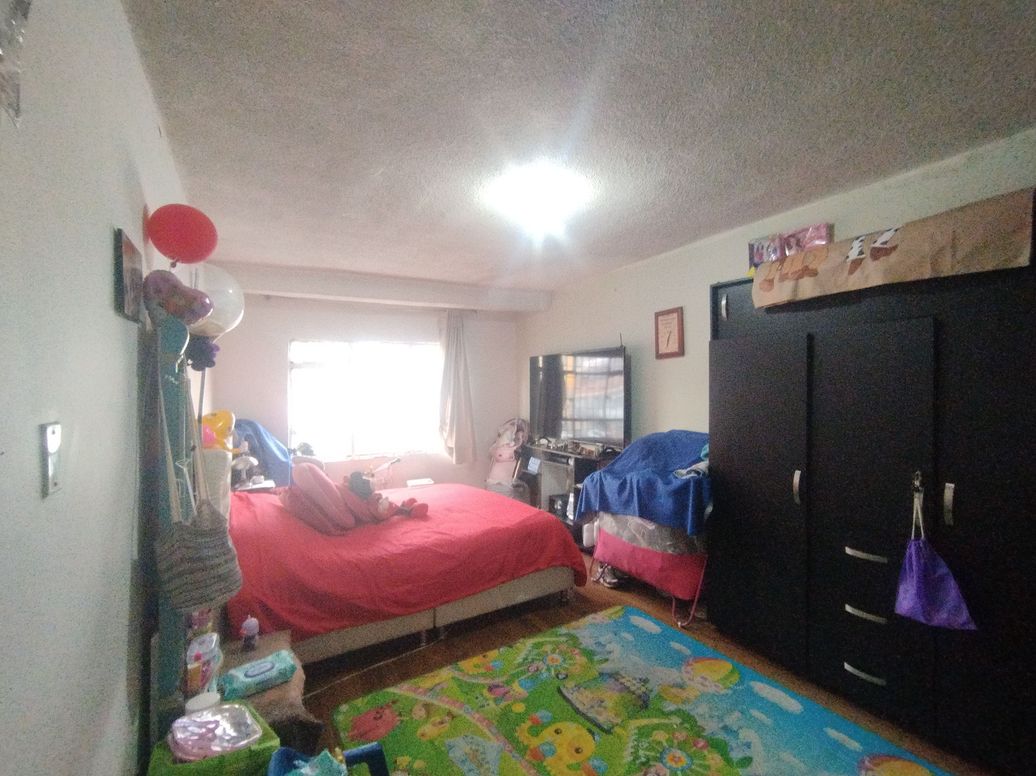 Casa de 3 alcobas en venta en La Paz, Bogotá, 265 m² · foto 13 de 17