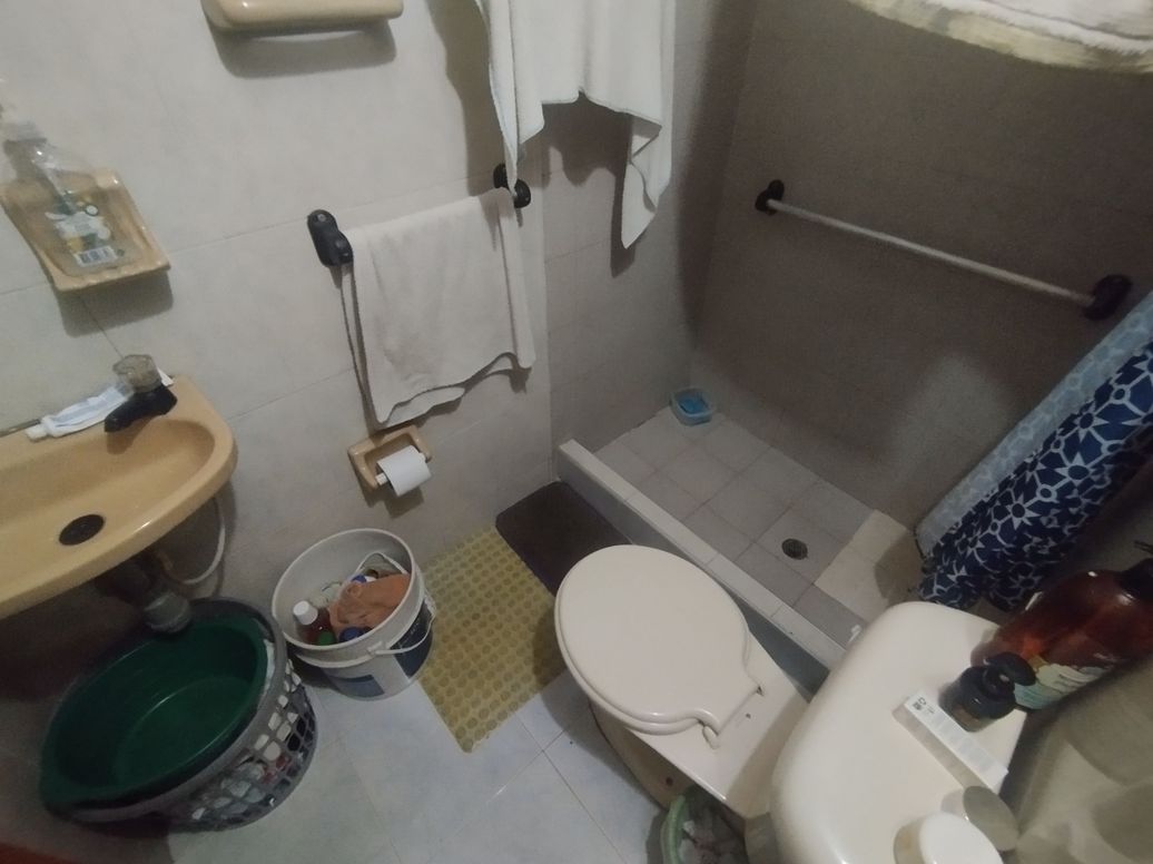 Casa de 3 alcobas en venta en La Paz, Bogotá, 265 m² · foto 8 de 17