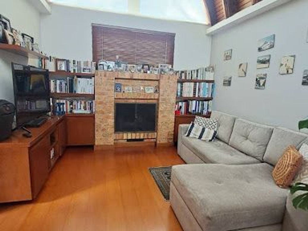 Casa de 4 alcobas en venta en San José De Bavaria, Bogotá, 263 m² · foto 5 de 20