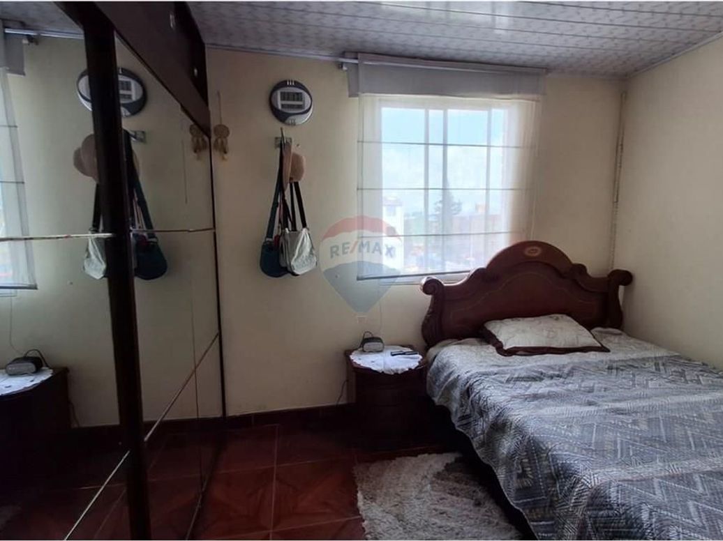 Apartamento de 3 alcobas en venta en Ciudad Kennedy Norte, Bogotá, 68 m² · foto 2 de 11