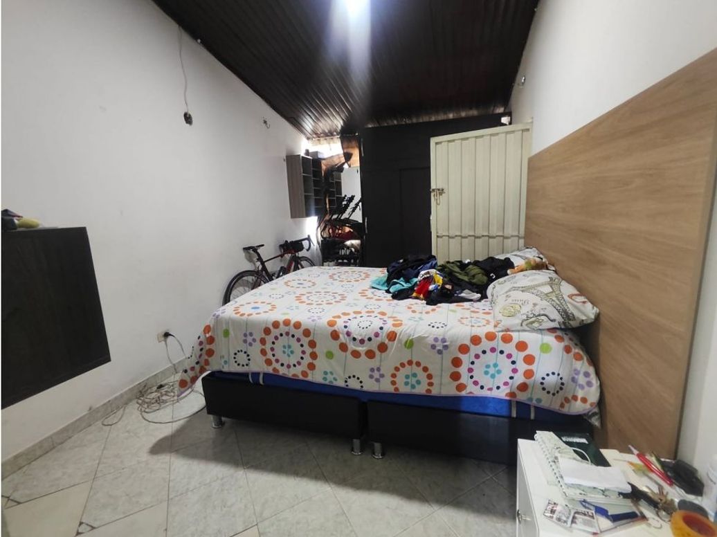 Casa de 4 alcobas en venta en La Clarita, Bogotá, 242 m² · foto 15 de 15