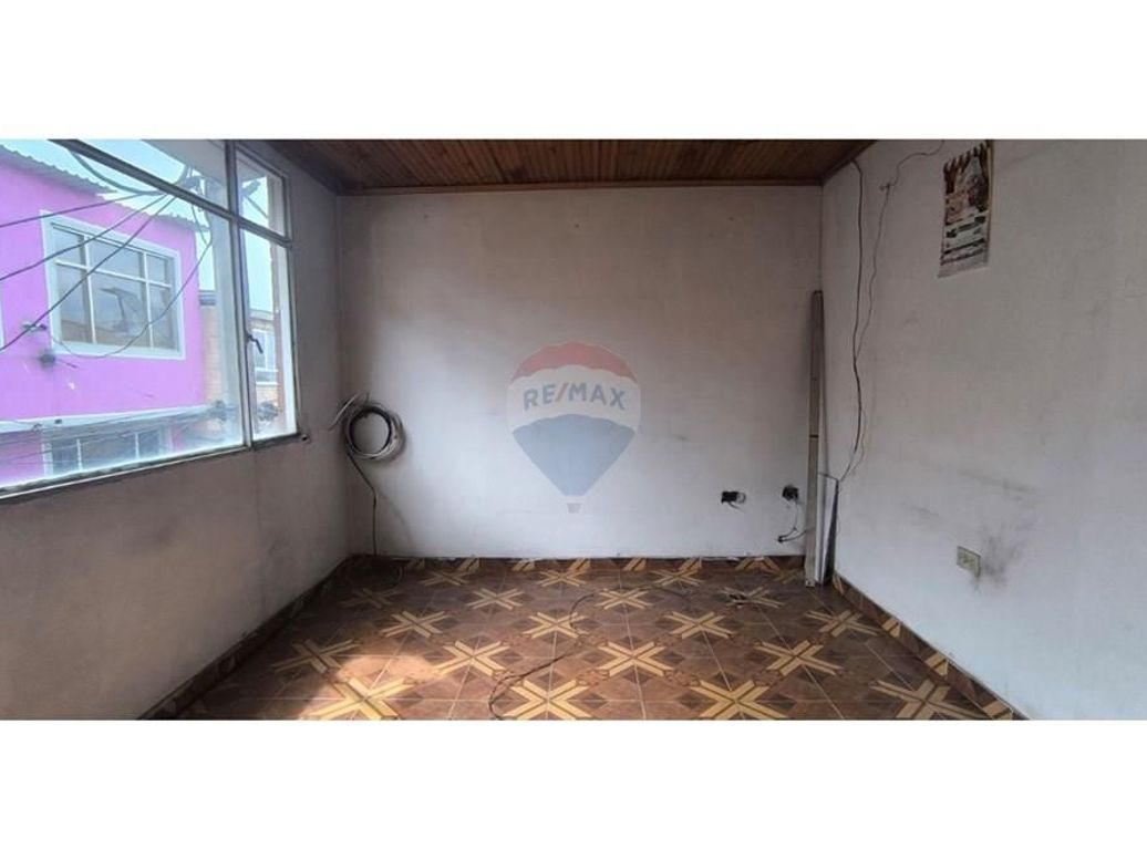Casa de 6 alcobas en venta en Altavista, Bogotá, 220 m² · foto 3 de 10