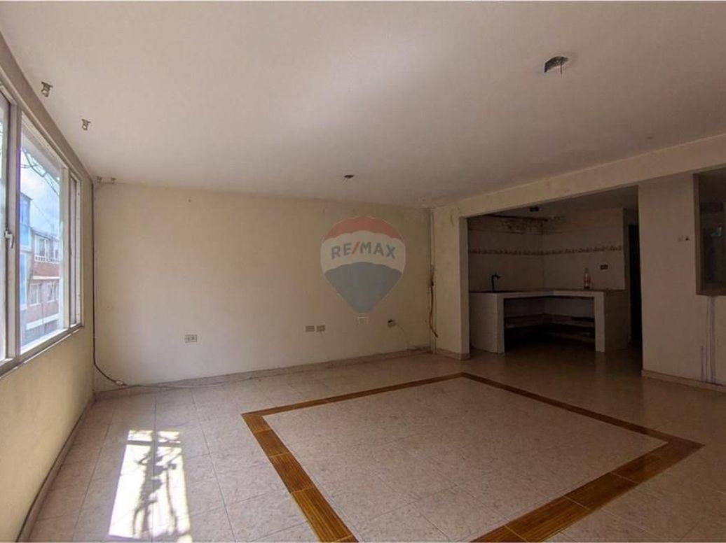 Casa de 6 alcobas en venta en Altavista, Bogotá, 220 m² · foto 6 de 10