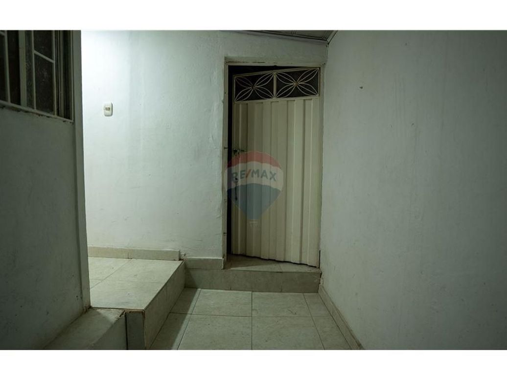 Casa de 6 alcobas en venta en Libertador, Bogotá, 262 m² · foto 2 de 20