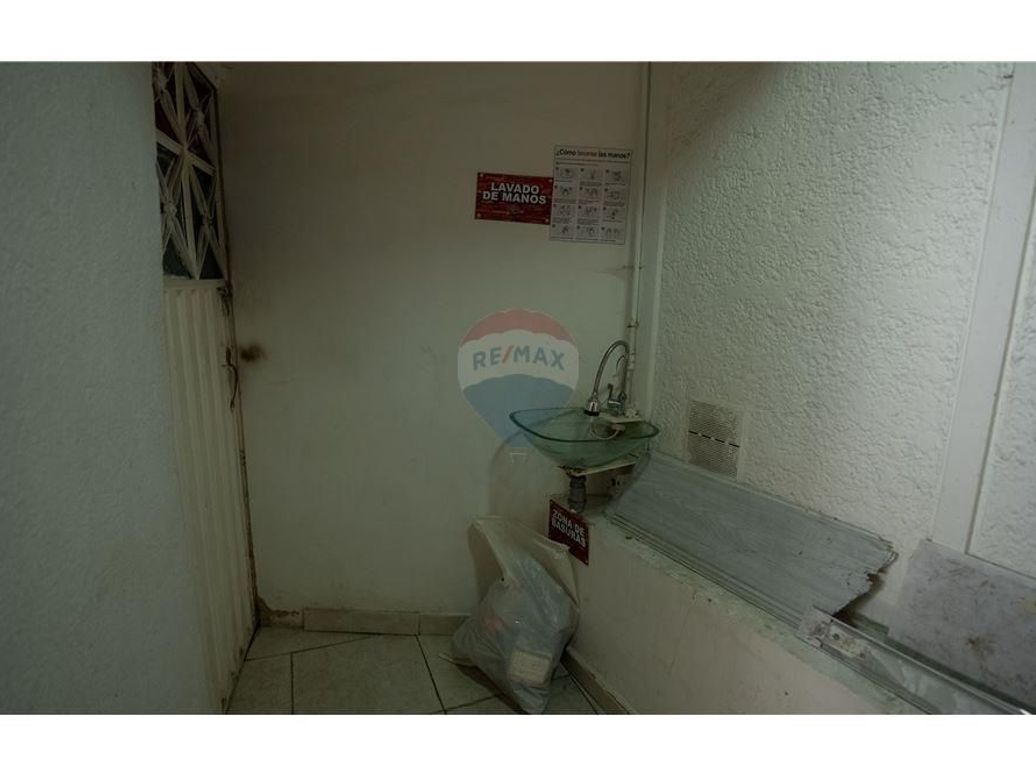 Casa de 6 alcobas en venta en Libertador, Bogotá, 262 m² · foto 4 de 20