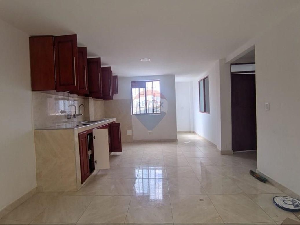 Casa de 6 alcobas en venta en Altavista, Bogotá, 480 m² · foto 3 de 16