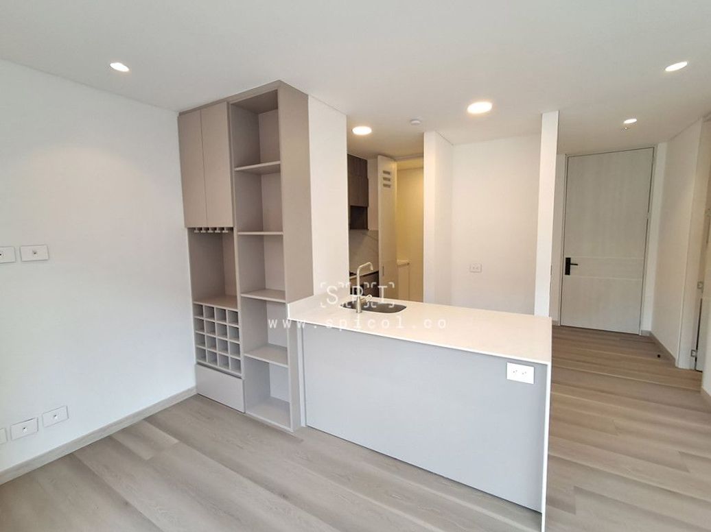 Apartamento de 2 alcobas en venta en Antiguo Country, Bogotá, 92 m² · foto 2 de 20