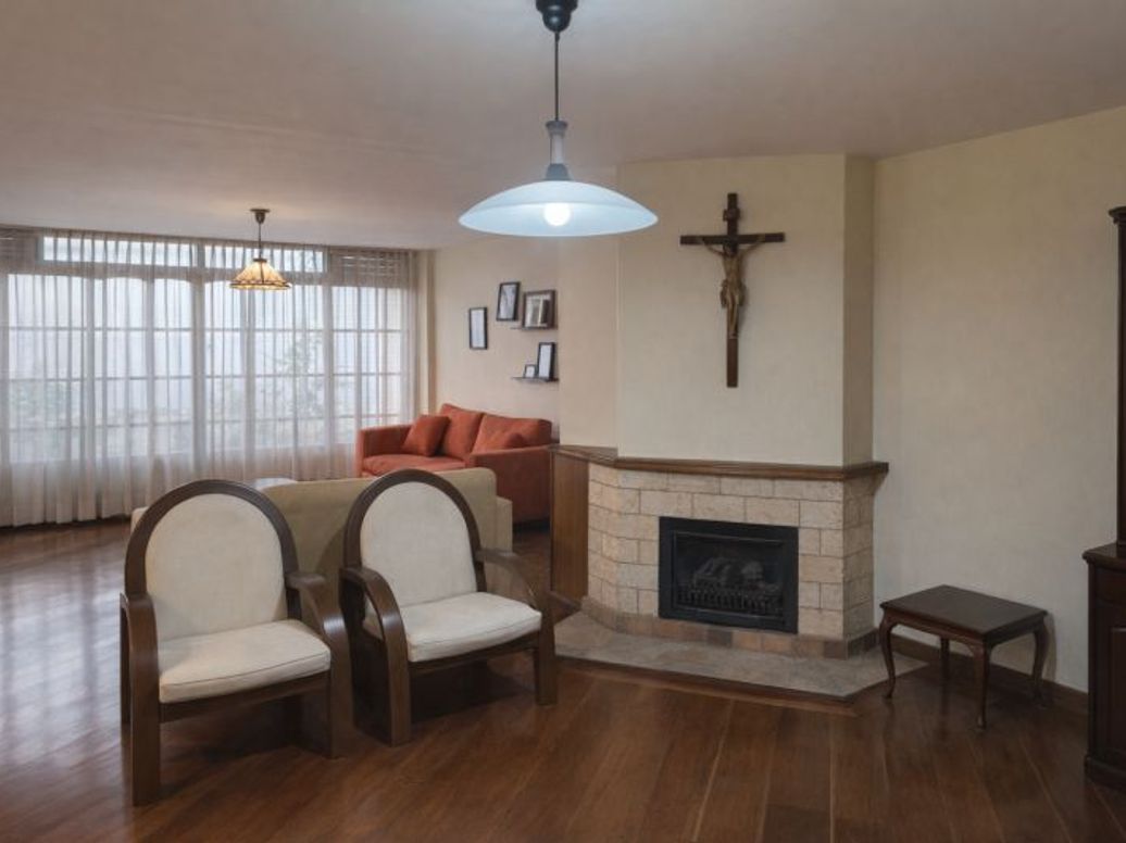 Casa de 5 alcobas en venta en Bella Suiza, Bogotá, 233 m² · foto 7 de 16