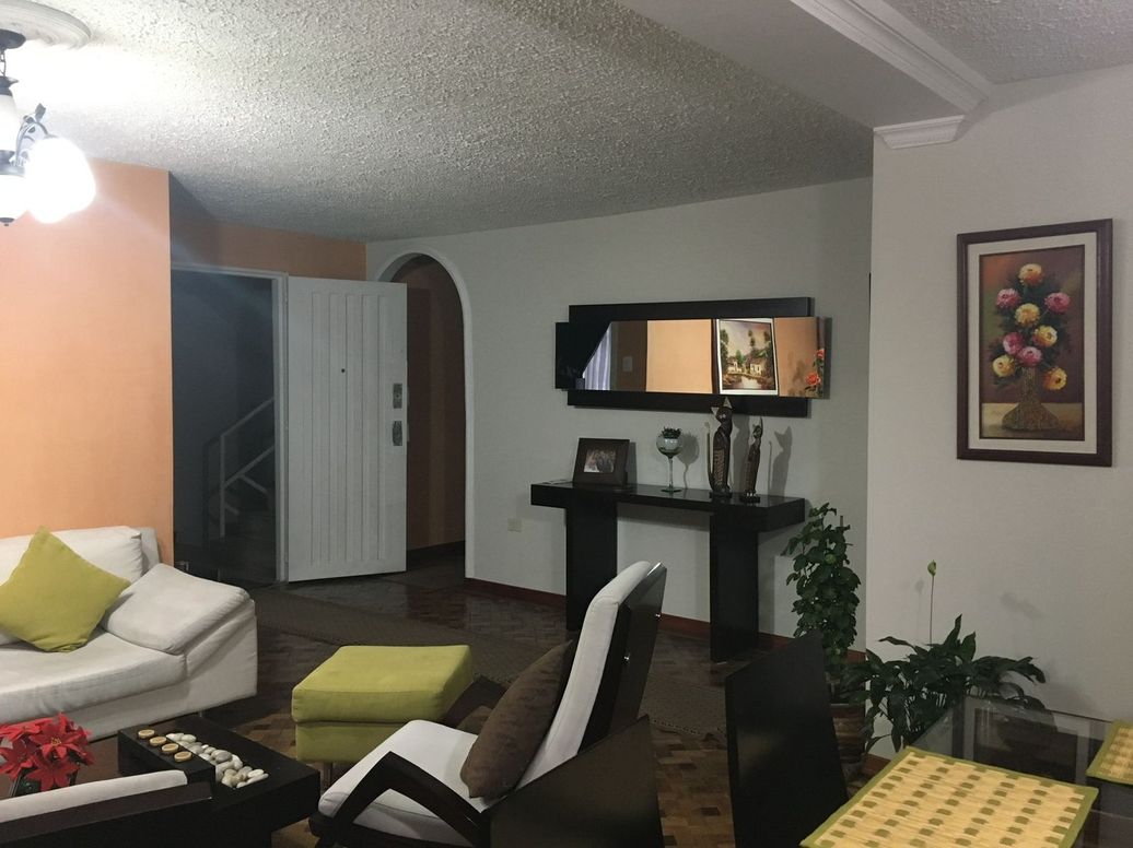 Apartamento de 3 alcobas en venta en Santa Fe, Bogotá, 107 m² · foto 4 de 11