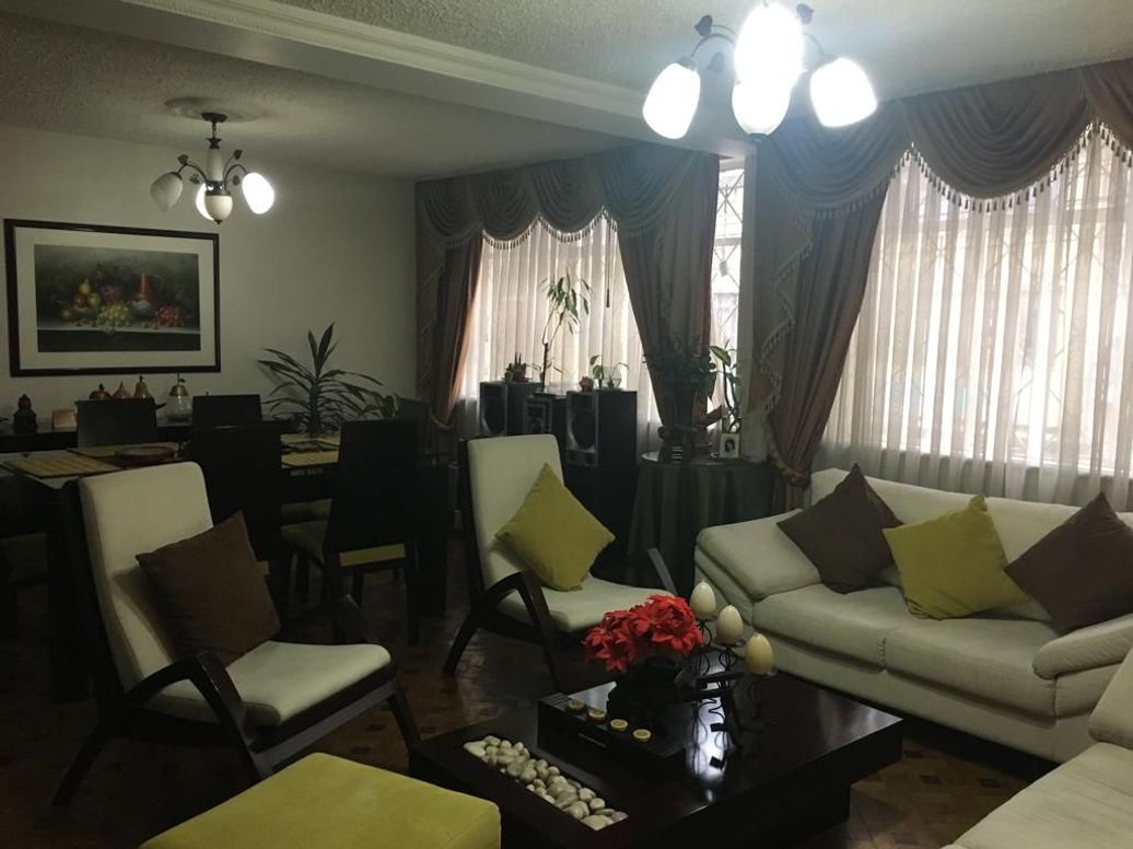 Apartamento de 3 alcobas en venta en Santa Fe, Bogotá, 107 m² · foto 3 de 11