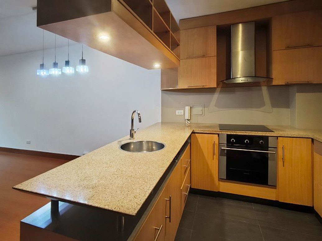 Apartamento de 2 alcobas en venta en Bosque Calderón, Bogotá, 108 m² · foto 2 de 18