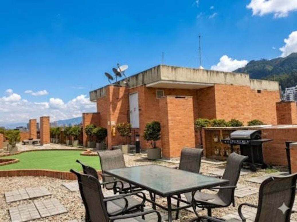 Apartaestudio en venta en Chapinero Alto, Bogotá, 45 m² · foto 11 de 16