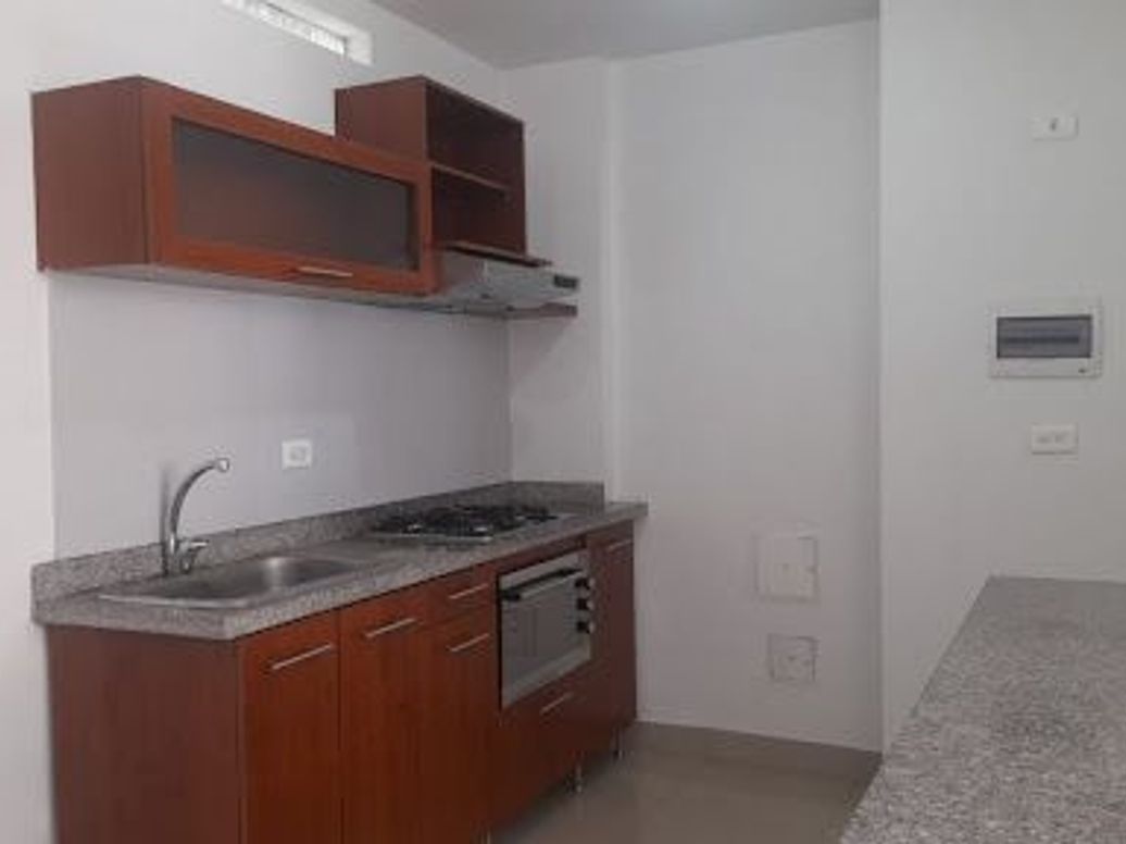 Apartaestudio en venta en Chapinero Alto, Bogotá, 41 m² · foto 2 de 20