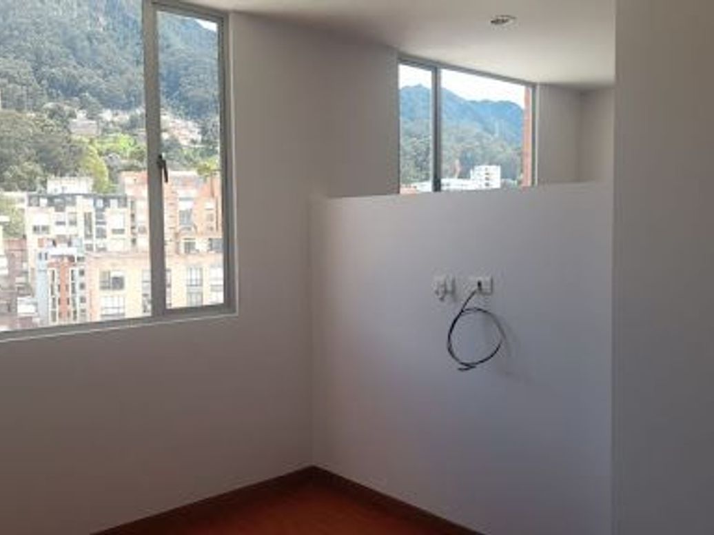 Apartaestudio en venta en Chapinero Alto, Bogotá, 41 m² · foto 7 de 20