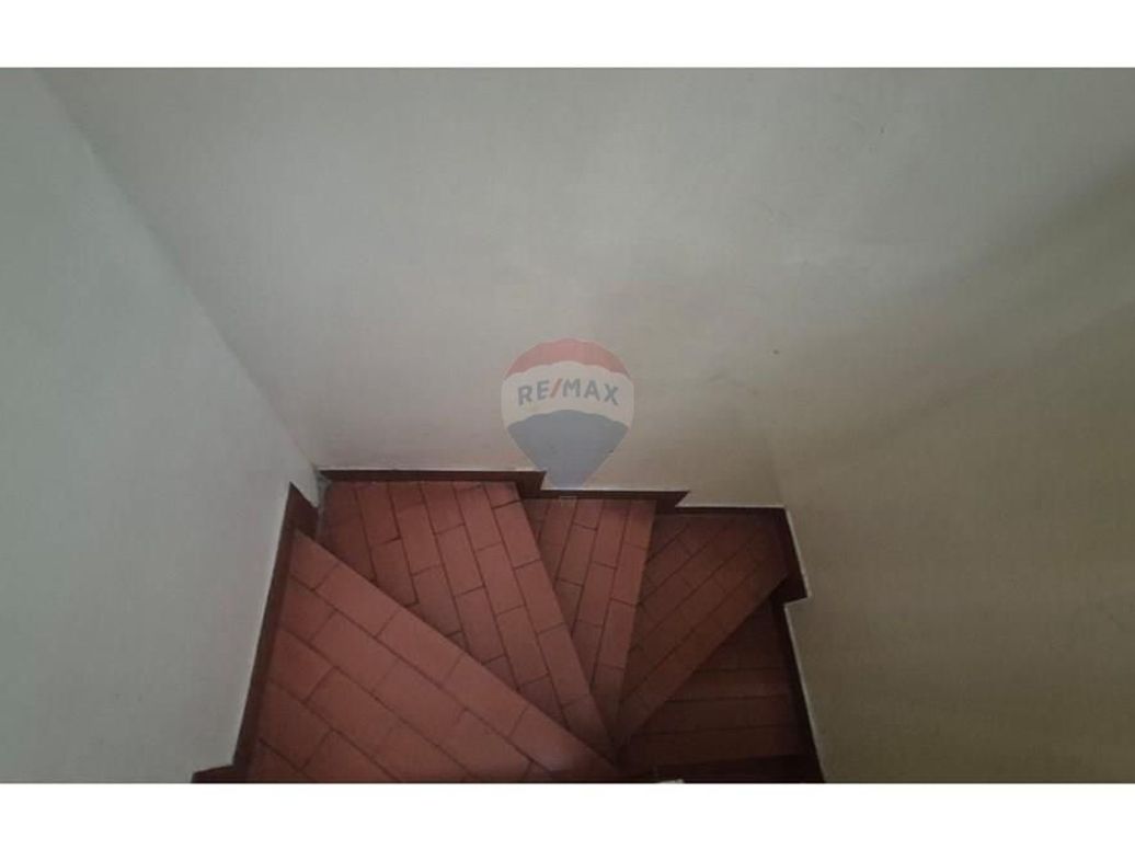 Casa de 6 alcobas en venta en Cjr Bernini, Bogotá, 250 m² · foto 3 de 14