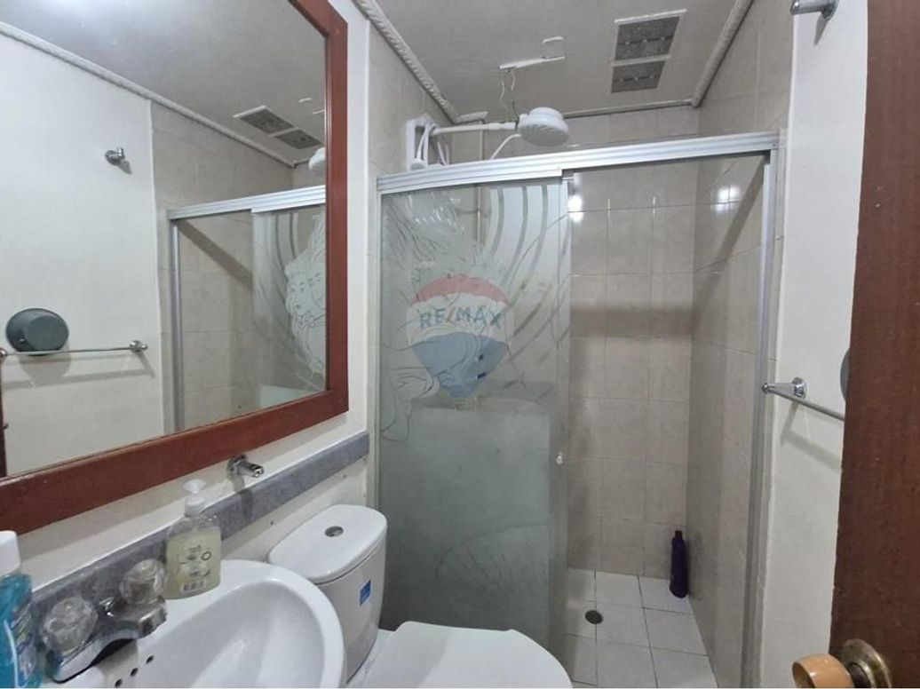 Casa de 6 alcobas en venta en Cjr Bernini, Bogotá, 250 m² · foto 5 de 14