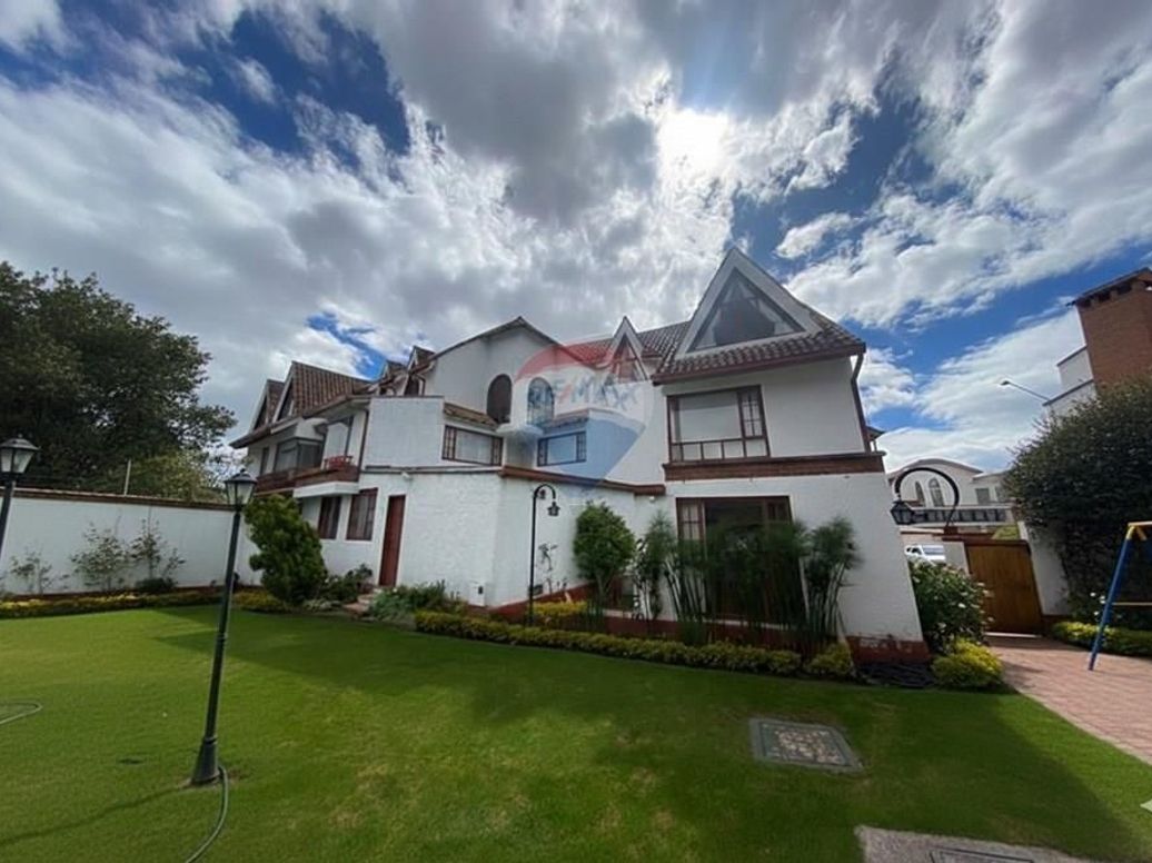 Casa de 3 alcobas en venta en San José De Bavaria, Bogotá, 373 m² · foto 17 de 20