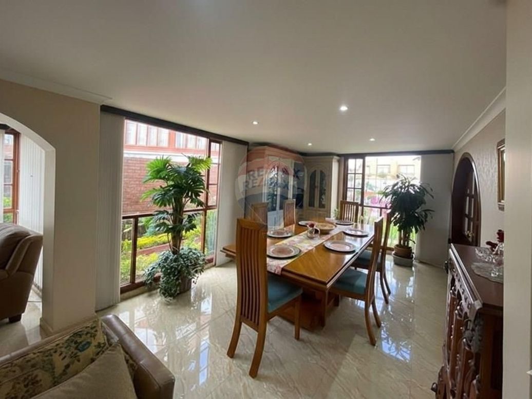 Casa de 3 alcobas en venta en San José De Bavaria, Bogotá, 373 m² · foto 15 de 20