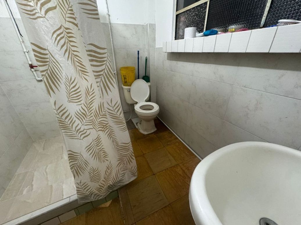Casa de 6 alcobas en venta en Jerusalén, Bogotá, 300 m² · foto 8 de 20
