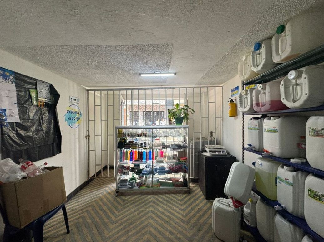 Casa de 6 alcobas en venta en Jerusalén, Bogotá, 300 m² · foto 3 de 20
