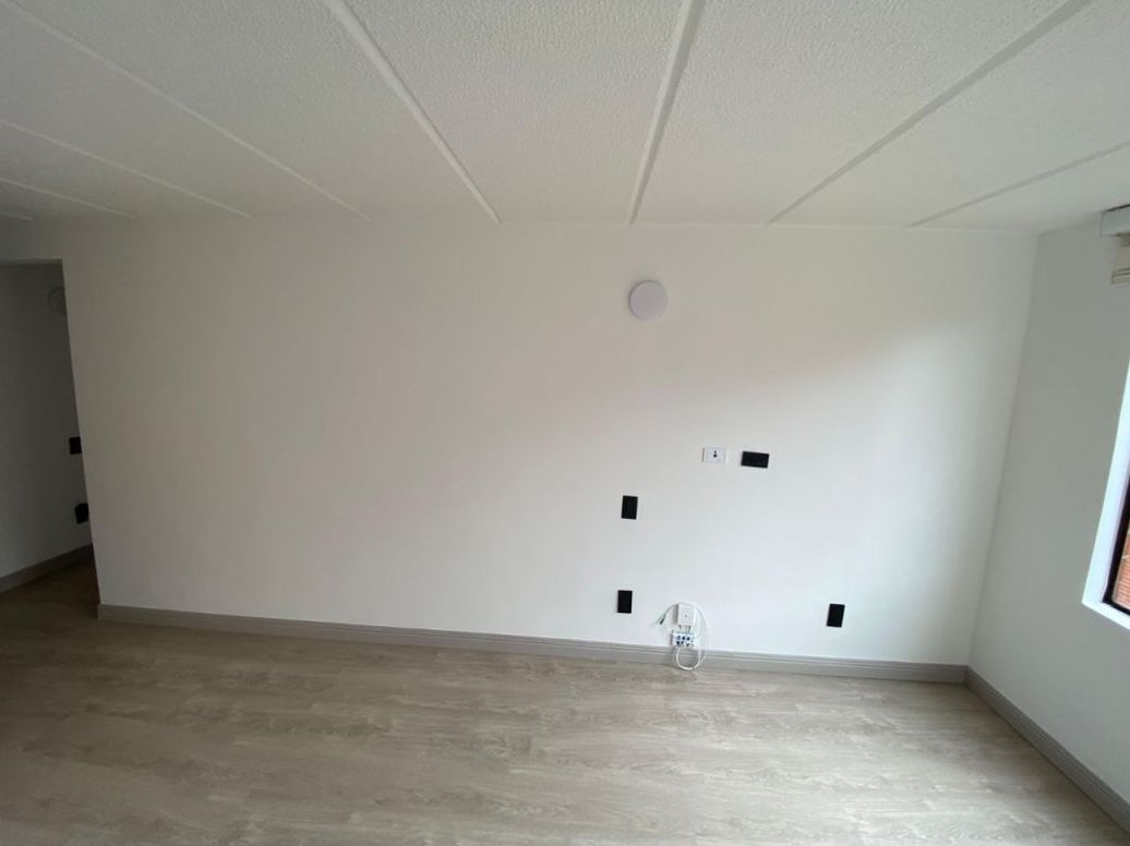 Apartamento de 2 alcobas en venta en Ub. El Cortijo, Bogotá, 49 m² · foto 4 de 12