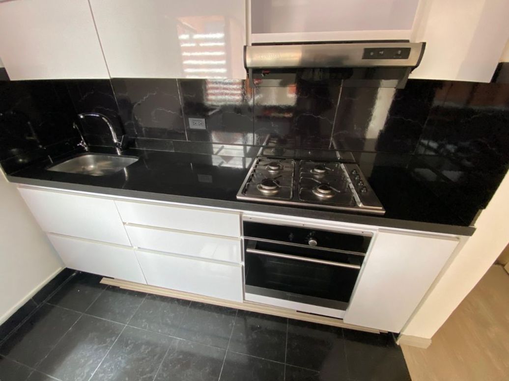 Apartamento de 2 alcobas en venta en Ub. El Cortijo, Bogotá, 49 m² · foto 5 de 12