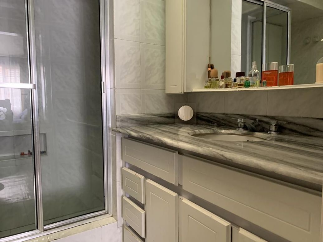 Casa de 4 alcobas en venta en Santa Barbara Central, Bogotá, 326 m² · foto 18 de 20