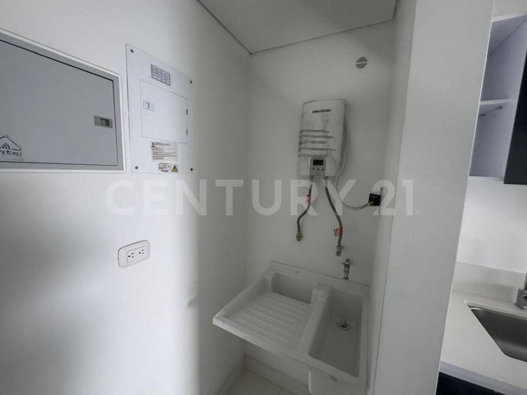 Apartamento de 1 alcoba en venta en Puente Aranda, Bogotá, 44 m² · foto 4 de 16