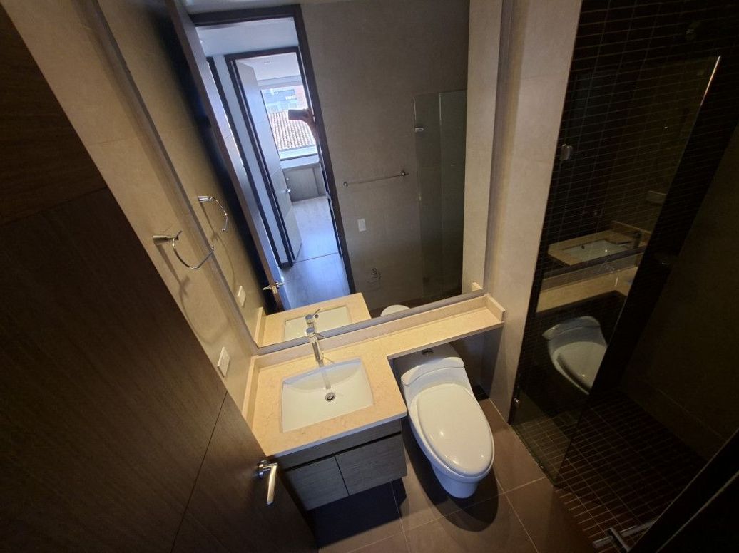 Apartamento de 3 alcobas en venta en Molinos Norte, Bogotá, 153 m² · foto 11 de 19