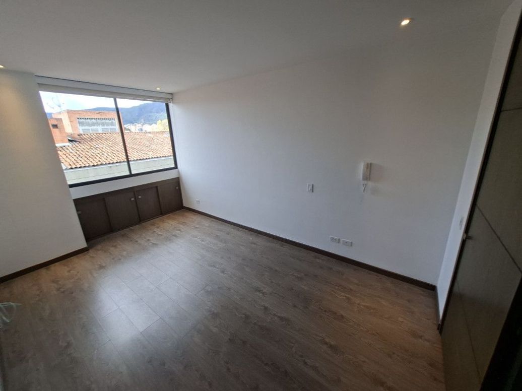 Apartamento de 3 alcobas en venta en Molinos Norte, Bogotá, 153 m² · foto 15 de 19