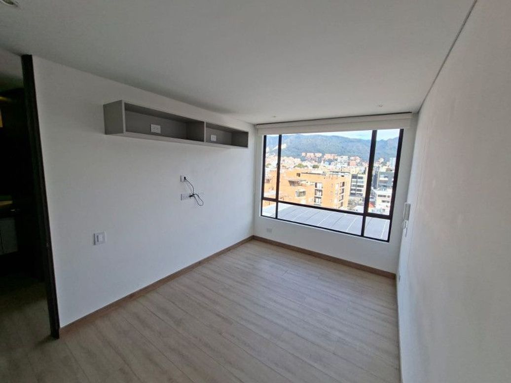 Apartamento de 2 alcobas en venta en Santa Barbara Occidental, Bogotá, 63 m² · foto 13 de 15