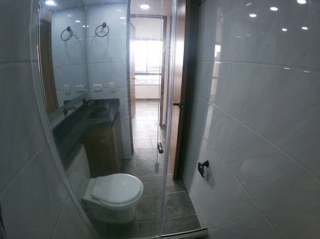 Apartamento de 2 alcobas en arriendo en Ricaurte, Bogotá, 40 m² · foto 9 de 11
