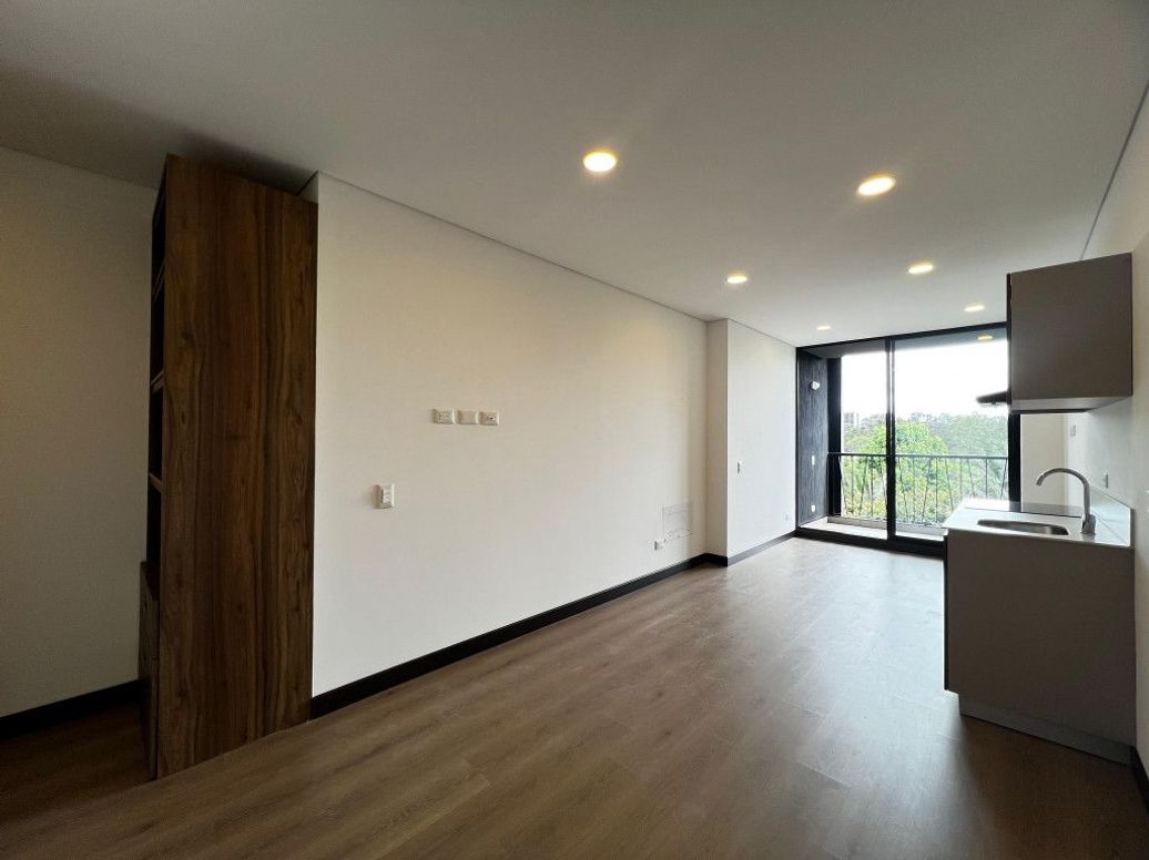 Apartaestudio en venta en Nuevo Contry, Bogotá, 33 m² · foto 2 de 9