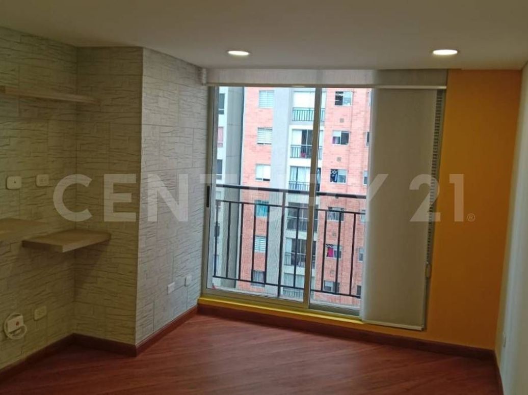 Apartamento de 2 alcobas en venta en Madelena, Bogotá, 40 m² · foto 2 de 14