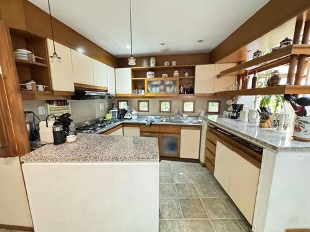Casa de 4 alcobas en venta en Cerros De Suba, Bogotá, 446 m² · foto 13 de 20