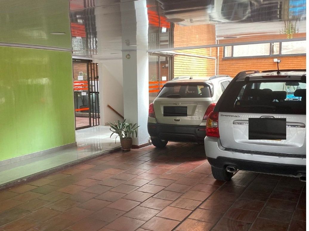 Apartamento de 3 alcobas en venta en San Luis, Bogotá, 97 m² · foto 3 de 20