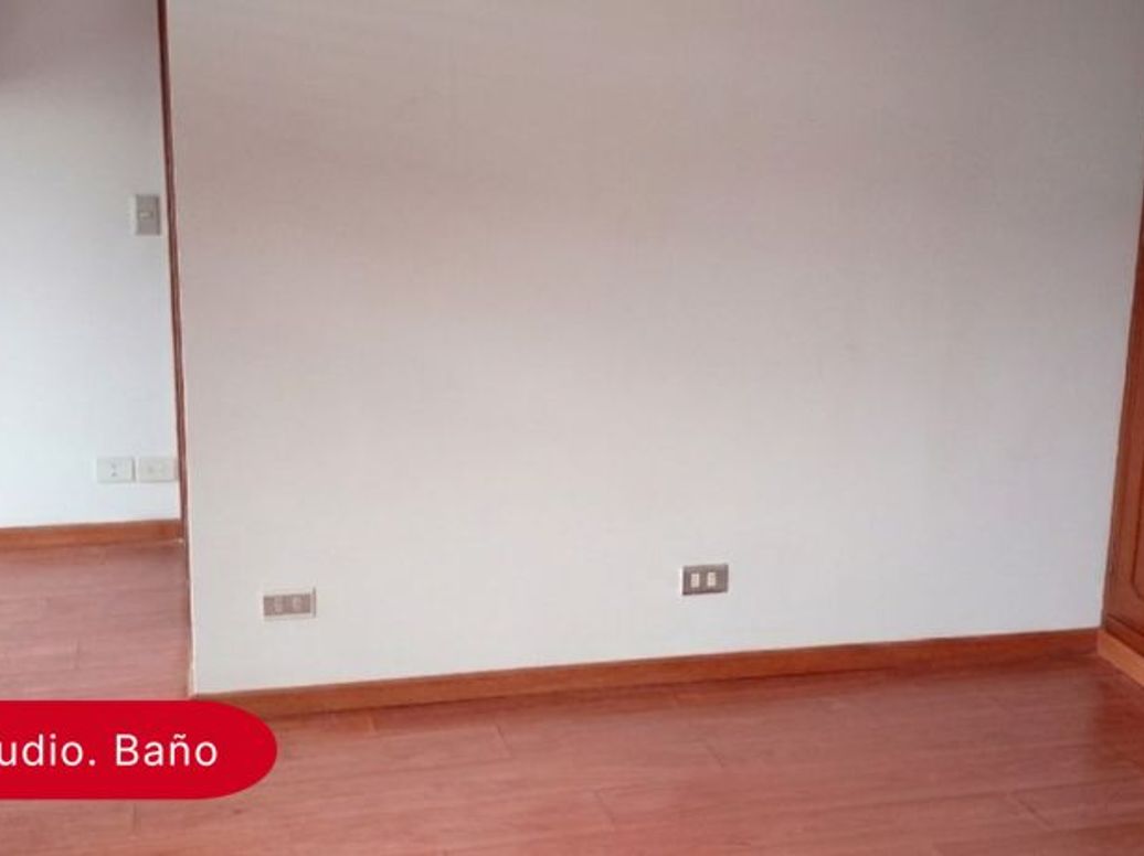 Apartamento de 5 alcobas en venta en Chico, Bogotá, 238 m² · foto 12 de 16