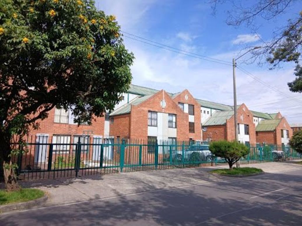 Casa de 3 alcobas en venta en Ciudadela Colsubsidio, Bogotá, 69 m² · foto 2 de 18