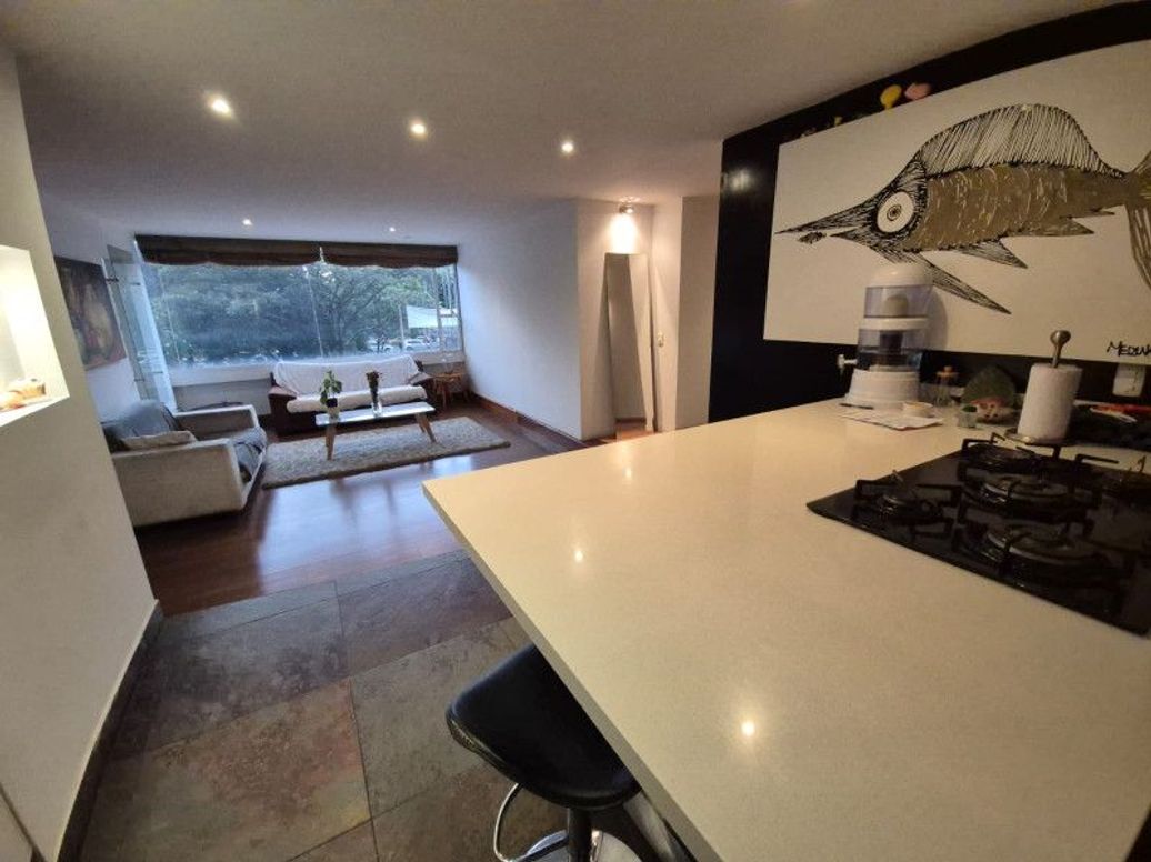 Apartamento de 4 alcobas en venta en Chico Norte Et. Iii, Bogotá, 196 m² · foto 7 de 20