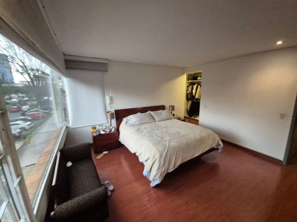 Apartamento de 4 alcobas en venta en Chico Norte Et. Iii, Bogotá, 196 m² · foto 19 de 20