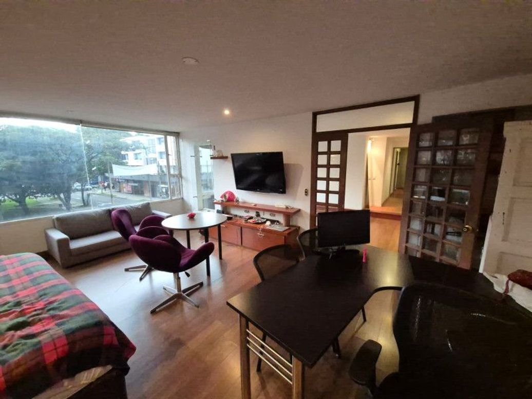 Apartamento de 4 alcobas en venta en Chico Norte Et. Iii, Bogotá, 196 m² · foto 8 de 20