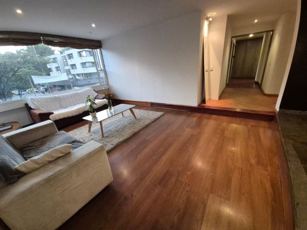 Apartamento de 4 alcobas en venta en Chico Norte Et. Iii, Bogotá, 196 m² · foto 4 de 20
